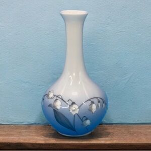 Vintage Bing & Grondahl Small 4.8” Vase with Lily of the Valley